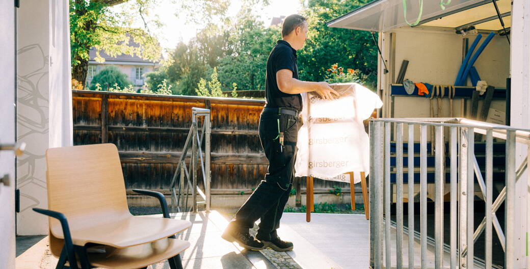kreislaufwirtschaft-buero-bischof-bern-laurent.jpg Kreislaufwirtschaft, Büro Bischof Bern, Laurent Dessarps, Montage